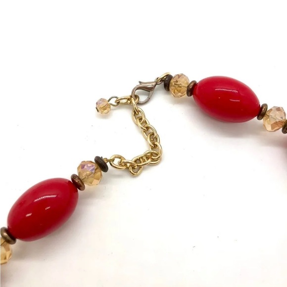Vintage candy red statement bead necklace - Picture 10 of 15